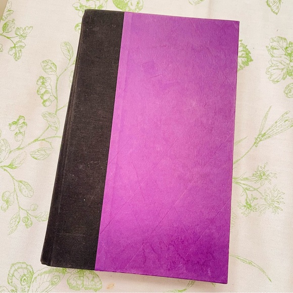 Harry Potter and the Half-Blood Prince Book 6 - Picture 2 of 5